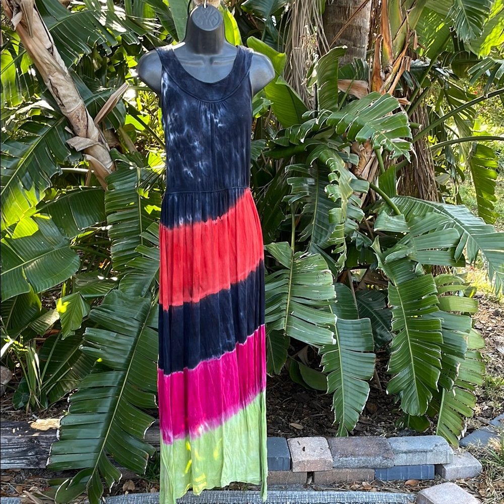 Tie-dye maxi dress